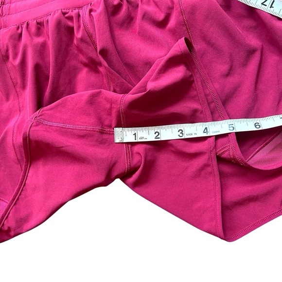 Lululemon Hotty Hot Low-Rise Lined Short 4"-Mulled Wine- Size 12 (2021) - Picture 15 of 15